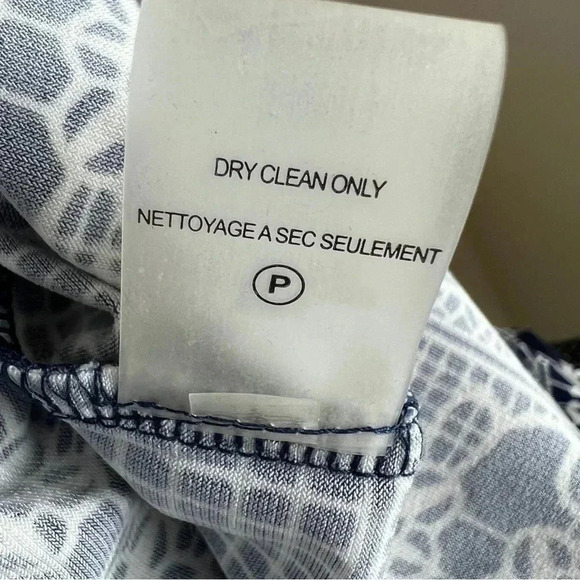 Ivanka Trump Blue White 1/4 Gold Tone Tank Top Size Medium - Picture 11 of 11